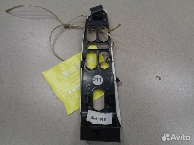 Накладка блока управления стеклоподъемниками пере