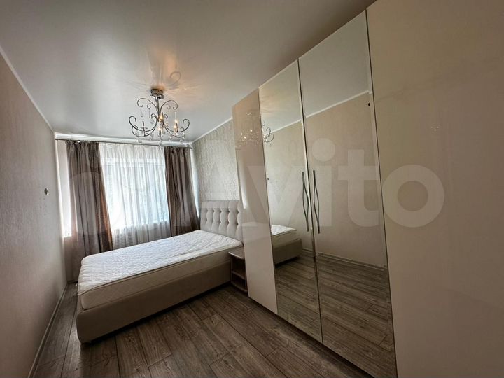 2-к. квартира, 76 м², 2/5 эт.