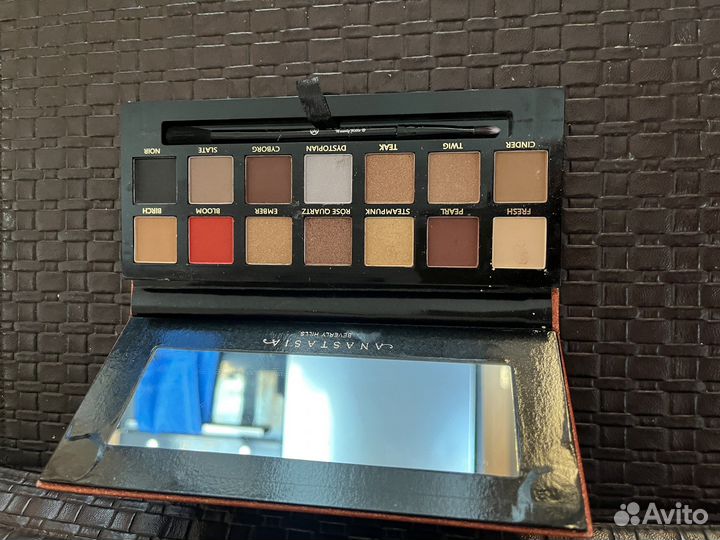Палитра тени новая