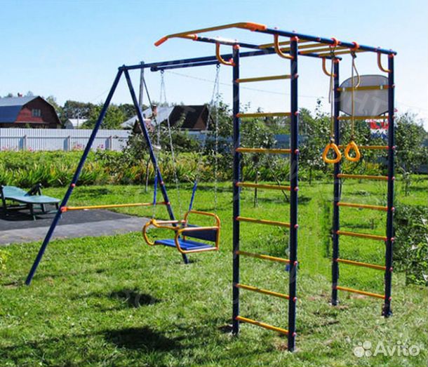 Уличный детский спортивный комплекс