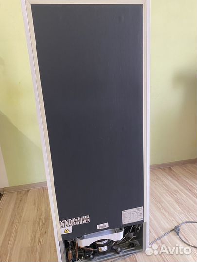 Продам холодильник рабочий
