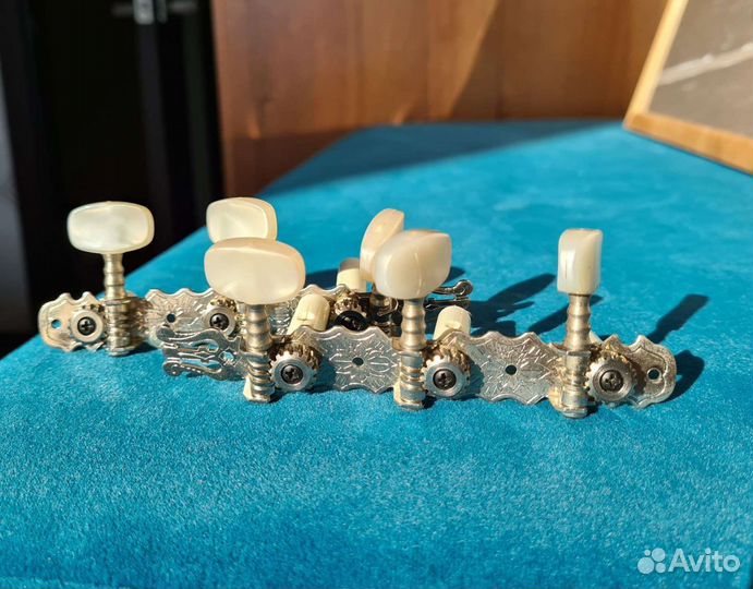 Колки для акустической гитары