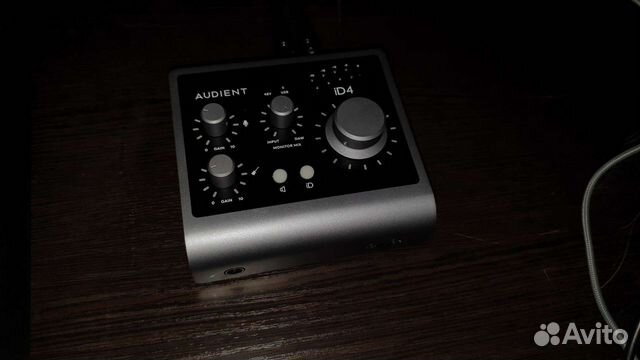 Audient id4 mkii (новая)