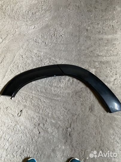 Накладки на дверь и крыло Toyota RAV4