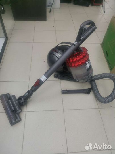 Пылесос Dyson dc52