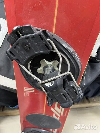 Сноуборд жесткий F2 крепления