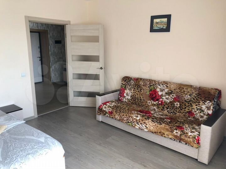 1-к. квартира, 42 м², 3/9 эт.