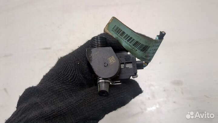 Форсунка топливная Opel Antara