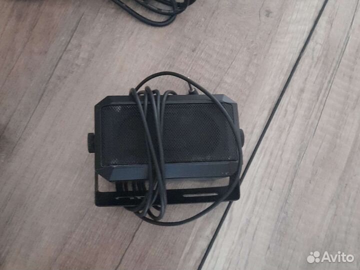 Автомобильная рация с антенной