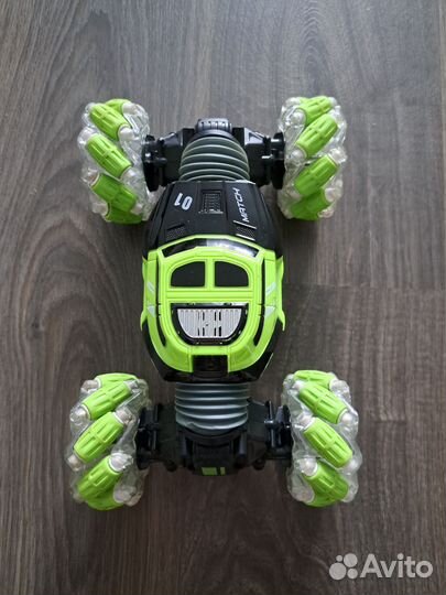 Радиоуправляемая машинка