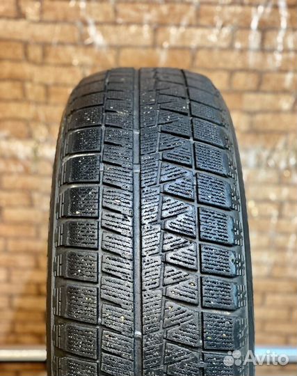 Bridgestone Blizzak Revo GZ 205/60 R16