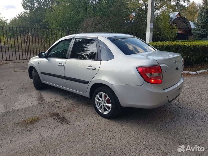 LADA Granta 1.6 МТ, 2015, 92 000 км