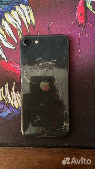 Телефон iPhone se 2020