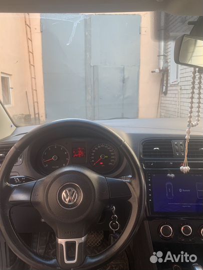 Volkswagen Polo 1.6 AT, 2012, 215 236 км