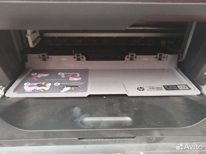 Цветной струйный принтер hp deskjet 1050a