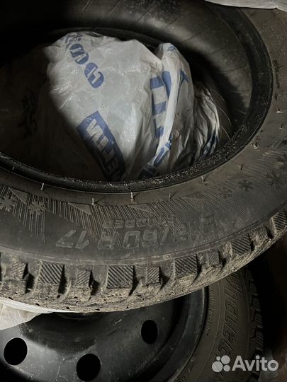 Michelin X-Ice 215/60 R17