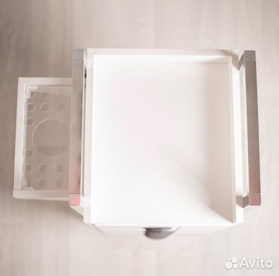 Тележка парикмахерская Артхром 25-3