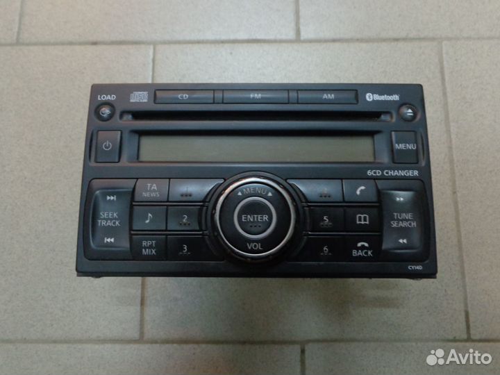Nissan Navara 2006- Штатная магнитола б.у