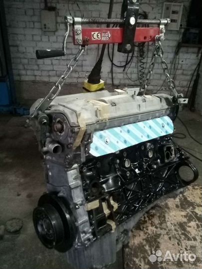 Двигатель на Мерседес м104 3.2