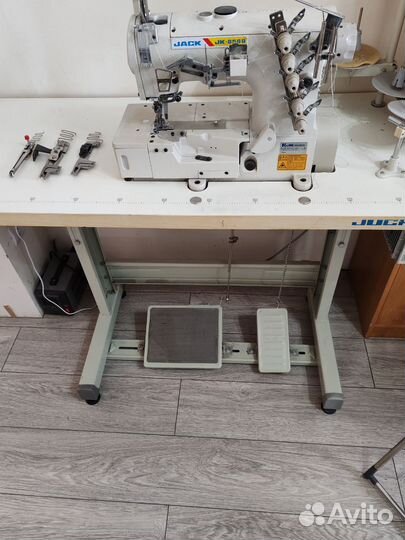 Швейная машинка Jack 8569