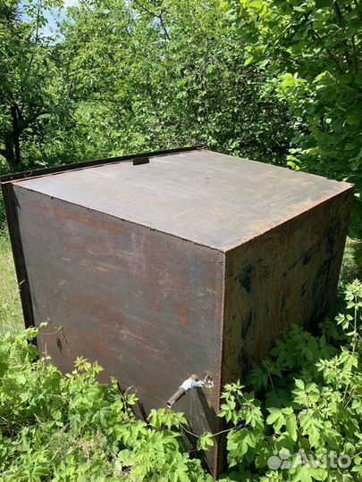 Емкость для воды