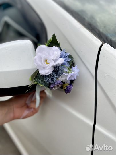 Свадебные украшения на авто