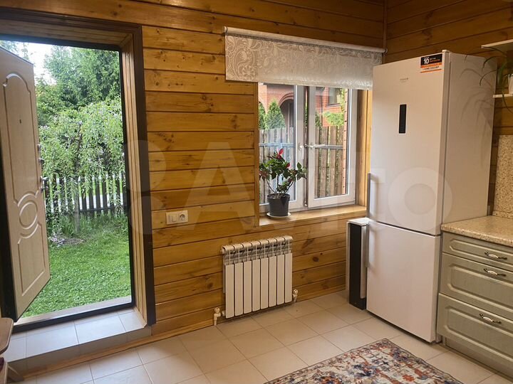 Дом 170 м² на участке 2 сот.