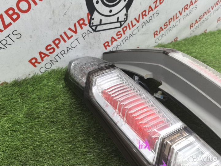 Стоп-сигнал Honda Stream RN6 R18A 2009