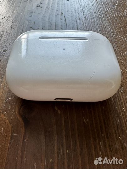 Airpods pro первого поколения