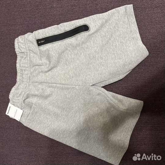 Шорты Nike Tech Fleece S детский