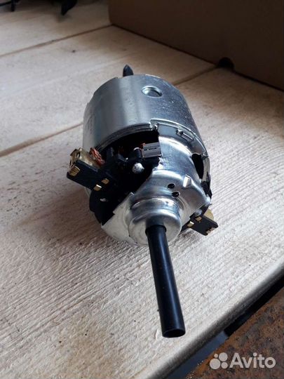 Моторчик печки на Маз Евро