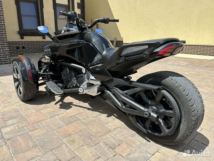 Продается трицикл Brp Can-am Spyder F3-S