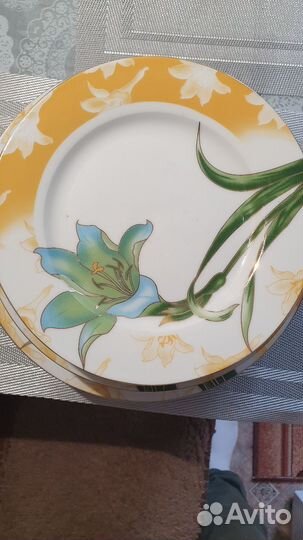 Набор тарелок фарфор