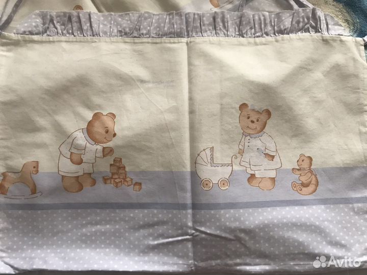 Комплект бортиков в кроватку