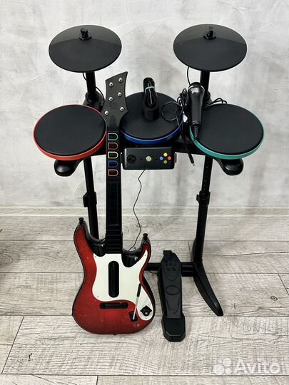 Guitar hero Xbox 360 band bundle