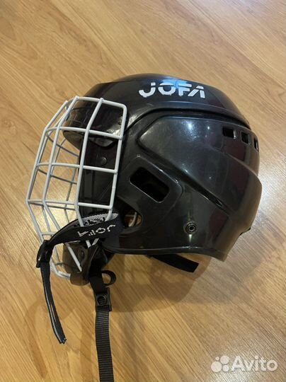 Шлем хоккейный