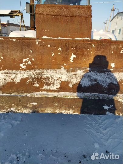 Лопата на трактор