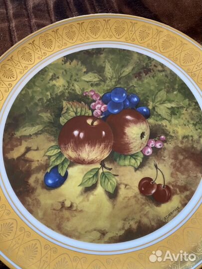 Настенная тарелка, тортница с лопатой