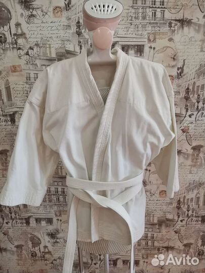 Продам кимоно 48-50 р-р