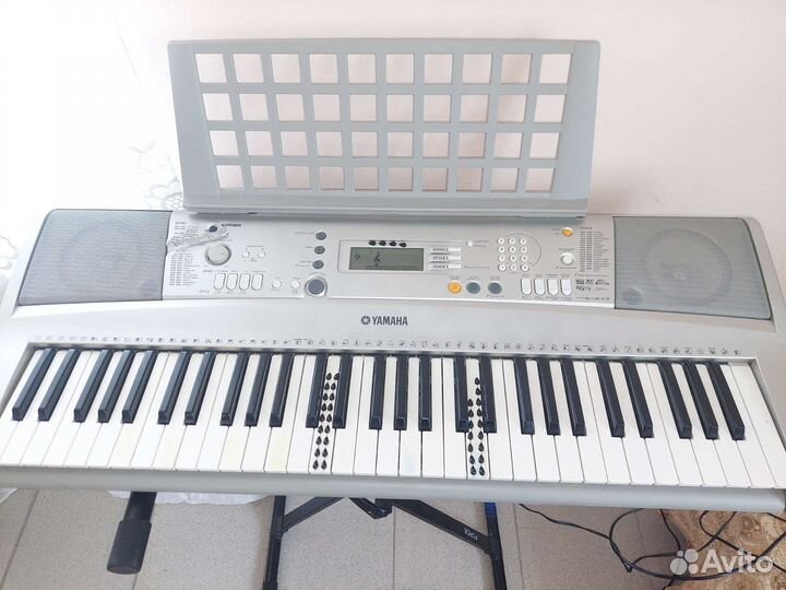 Yamaha psr e303 синтезатор пианино