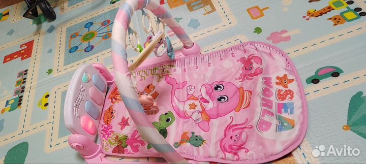 Развивающий коврик с пианино