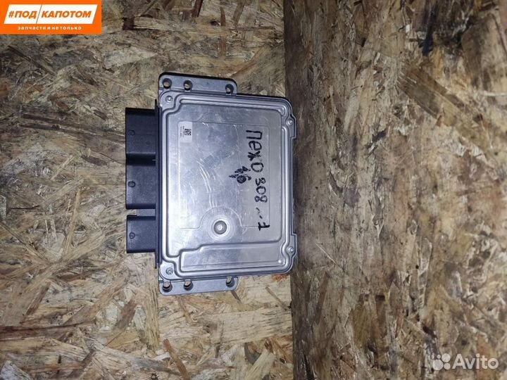 Блок управления двигателем Peugeot 9664738680