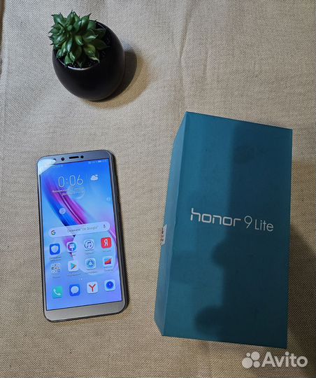 HONOR 9 Lite, 3/32 ГБ