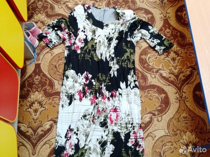 Отдам бесплатно женские вещи 46-48