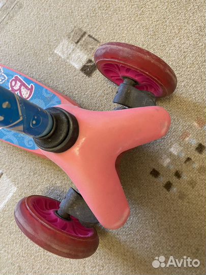 Самокат для девочки от 1,5 до 5 лет
