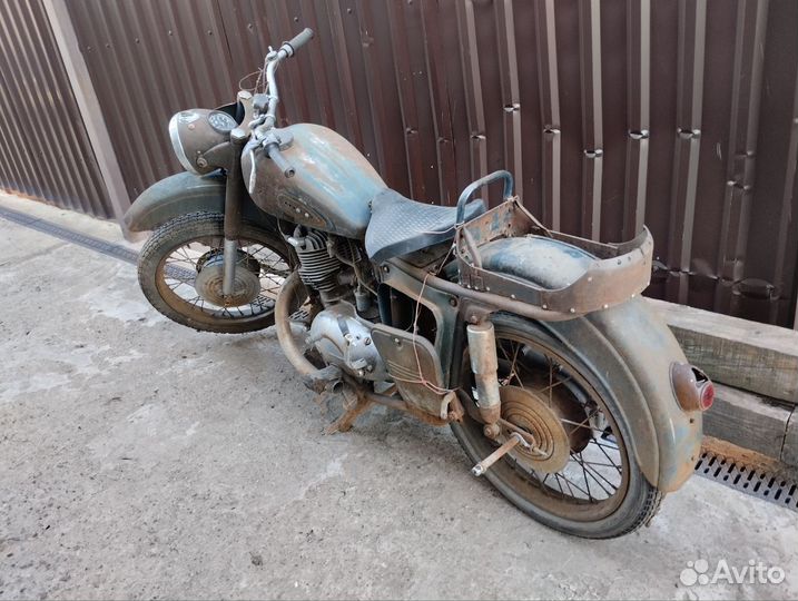 Продаю раритет иж 56