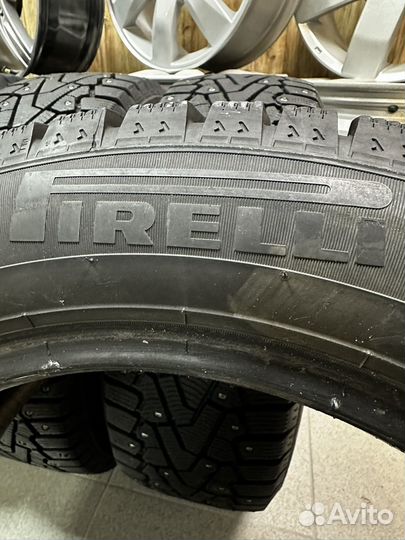 Pirelli Ice Zero 205/55 R16