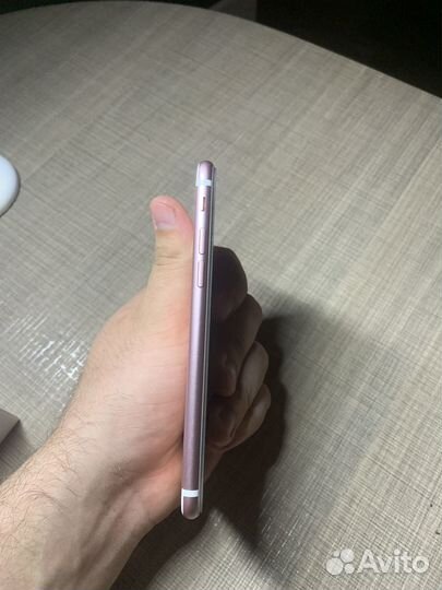 Телефон iPhone 7 32gb