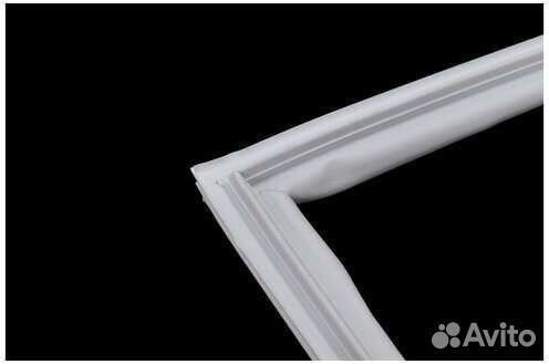 Уплотнитель двери холодильника 680х560 мм