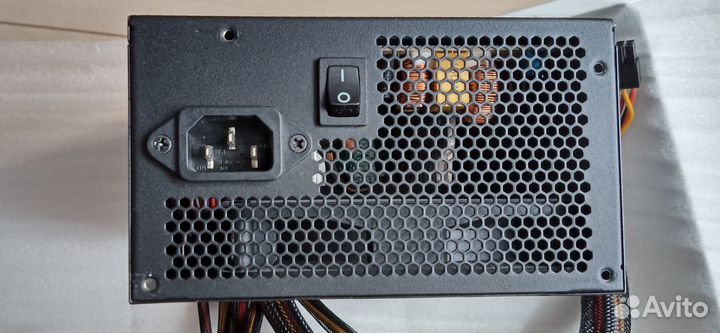 Блок питания Corsair, под пломбами
